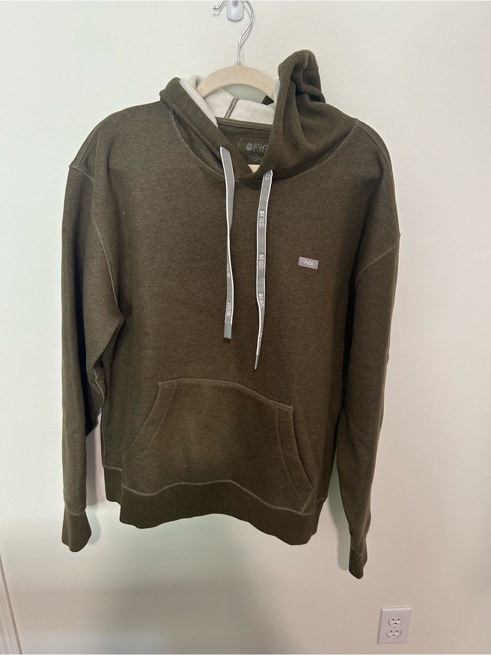 Men's Figs Off-Shift Hoodie Sweatshirt Martini Olive Medium